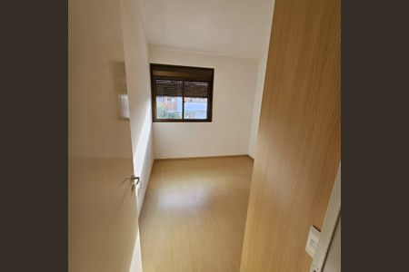 Casa de condomínio para alugar com 108m², 3 quartos e 2 vagas Casa de condomínio para alugar com 108m², 3 quartos e 2 vagasQuarto