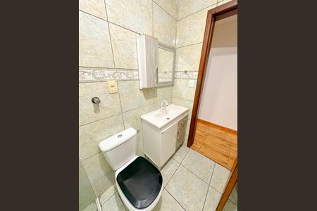 Apartamento para alugar com 60m², 2 quartos e sem vagaBanheiro