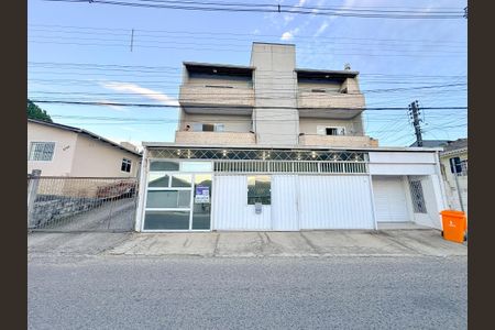 Apartamento para alugar com 60m², 2 quartos e sem vagaFachada