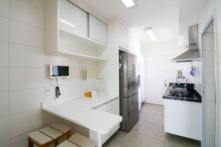 Apartamento à venda com 116m², 3 quartos e 2 vagasCozinha 