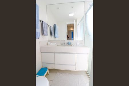 Apartamento à venda com 116m², 3 quartos e 2 vagasBanheiro da Suíte 3