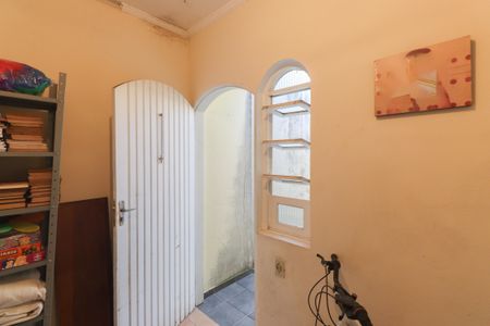 Casa à venda com 178m², 4 quartos e 2 vagasSuíte 2