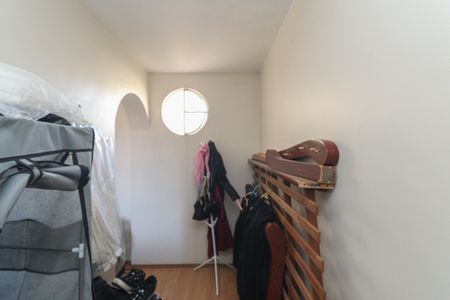 Casa à venda com 178m², 4 quartos e 2 vagasCloset da suíte 1