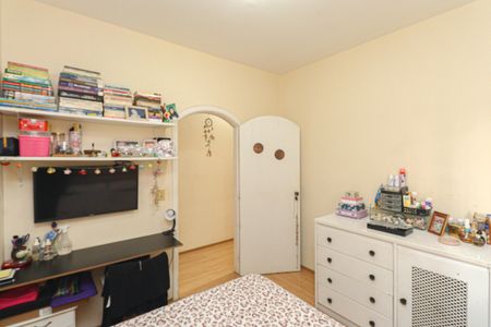 Casa à venda com 178m², 4 quartos e 2 vagasQuarto 1