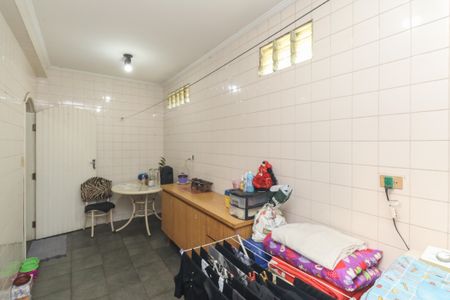 Casa à venda com 178m², 4 quartos e 2 vagasÁrea de Serviço