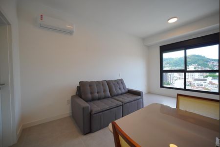 Sala - quarto de kitnet/studio para alugar com 1 quarto, 35m² em Centro, Florianópolis