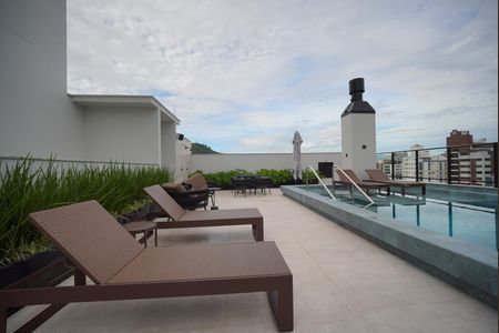 Piscina de kitnet/studio para alugar com 1 quarto, 35m² em Centro, Florianópolis