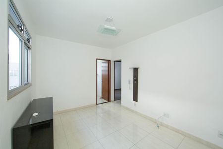 SALA de apartamento à venda com 2 quartos, 45m² em Estoril , Belo Horizonte