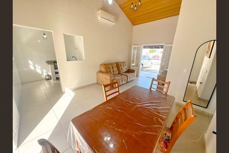 Casa para alugar com 100m², 3 quartos e 8 vagasSala de Jantar