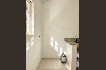 Casa para alugar com 100m², 3 quartos e 8 vagasCozinha