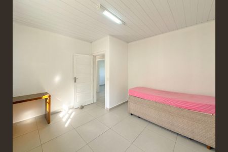 Casa para alugar com 100m², 3 quartos e 8 vagasQuarto 2