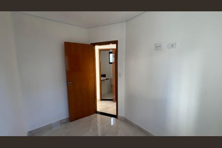 Apartamento à venda com 95m², 2 quartos e 2 vagasQuarto 2