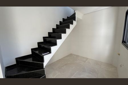 Apartamento à venda com 95m², 2 quartos e 2 vagasCozinha