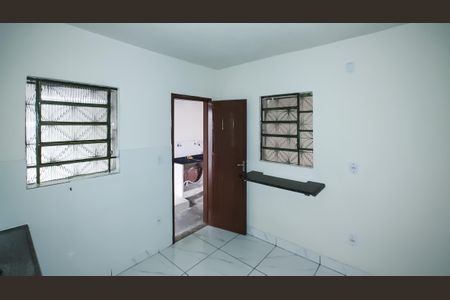Casa para alugar com 2 quartos, 48m² em Floramar, Belo Horizonte