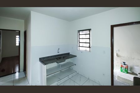 Casa para alugar com 2 quartos, 48m² em Floramar, Belo Horizonte