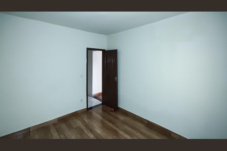 Quarto 2 de casa para alugar com 2 quartos, 48m² em Floramar, Belo Horizonte