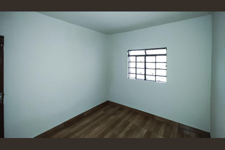 Quarto 2 de casa para alugar com 2 quartos, 48m² em Floramar, Belo Horizonte