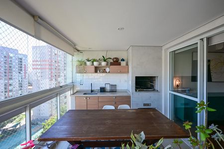 Apartamento à venda com 173m², 3 quartos e 3 vagasVaranda