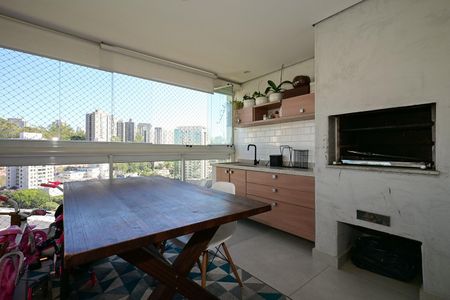 Apartamento à venda com 173m², 3 quartos e 3 vagasVaranda