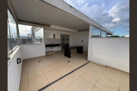 Apartamento para alugar com 115m², 2 quartos e 1 vaga