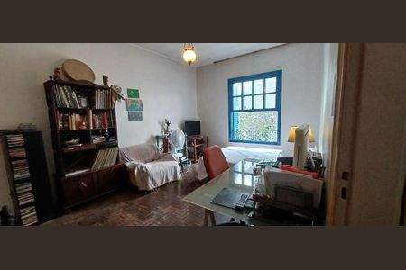 Casa à venda com 193m², 3 quartos e 2 vagas Casa à venda com 193m², 3 quartos e 2 vagasQuarto