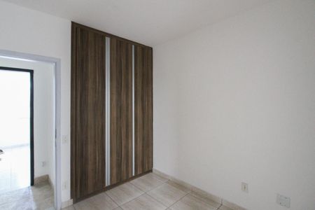 Casa para alugar com 666m², 2 quartos e 1 vagaQuarto 2