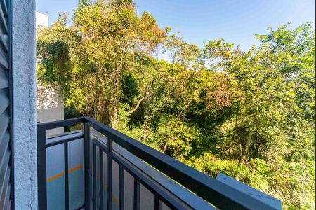 Apartamento à venda com 47m², 2 quartos e 2 vagasSacada do Quarto 2