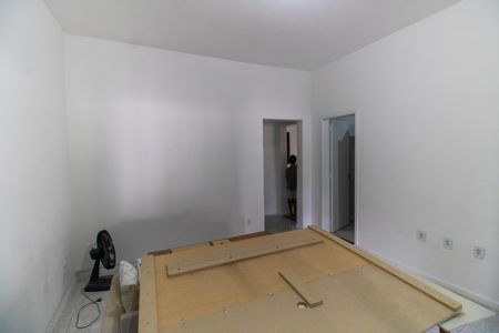 Sala de casa para alugar com 2 quartos, 180m² em Piratininga, Niterói