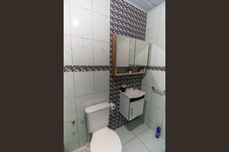 Casa para alugar com 180m², 2 quartos e 2 vagas Casa para alugar com 180m², 2 quartos e 2 vagasBanheiro