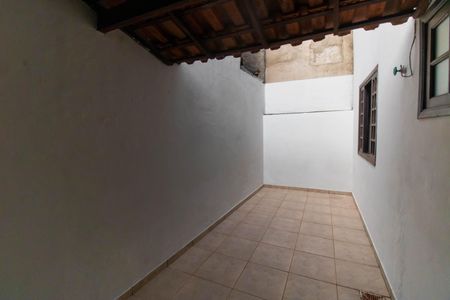 Casa para alugar com 180m², 2 quartos e 2 vagas Casa para alugar com 180m², 2 quartos e 2 vagasÁrea de Serviço