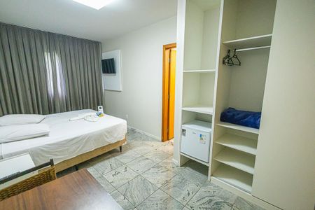 Quarto / suite de kitnet/studio à venda com 1 quarto, 19m² em Pampulha, Belo Horizonte