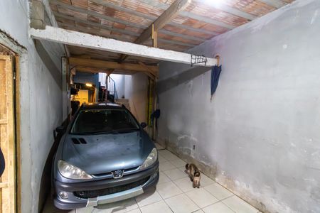 Casa à venda com 150m², 5 quartos e 2 vagas Casa à venda com 150m², 5 quartos e 2 vagasGaragem