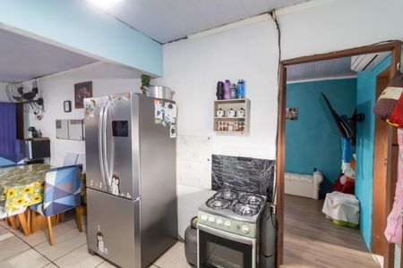 Casa à venda com 150m², 5 quartos e 2 vagas Casa à venda com 150m², 5 quartos e 2 vagasCozinha