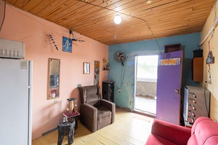 Casa à venda com 150m², 5 quartos e 2 vagas Casa à venda com 150m², 5 quartos e 2 vagasSala 2