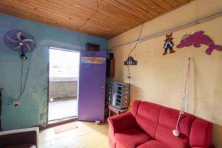 Casa à venda com 150m², 5 quartos e 2 vagas Casa à venda com 150m², 5 quartos e 2 vagasSala 2