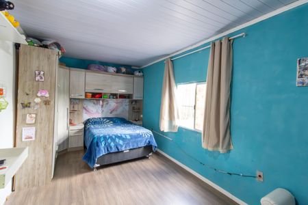 Casa à venda com 150m², 5 quartos e 2 vagas Casa à venda com 150m², 5 quartos e 2 vagasQuarto 1