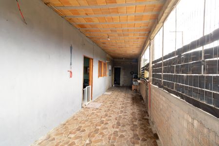 Casa à venda com 150m², 5 quartos e 2 vagas Casa à venda com 150m², 5 quartos e 2 vagasQuintal
