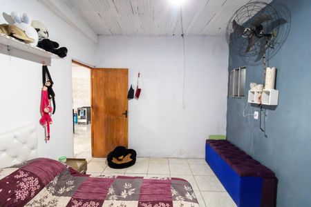 Casa à venda com 150m², 5 quartos e 2 vagas Casa à venda com 150m², 5 quartos e 2 vagasQuarto 5