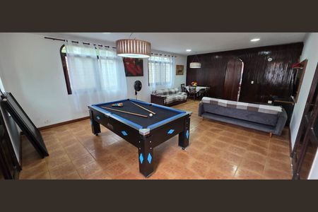 Casa para alugar com 300m², 6 quartos e 6 vagasQuarto