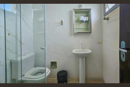 Casa para alugar com 300m², 6 quartos e 6 vagas Casa para alugar com 300m², 6 quartos e 6 vagasBanheiro
