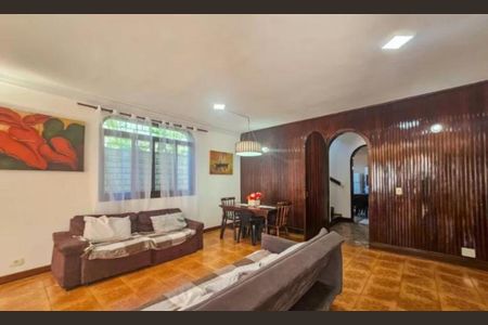 Casa para alugar com 300m², 6 quartos e 6 vagas Casa para alugar com 300m², 6 quartos e 6 vagasSala