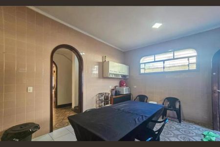 Casa para alugar com 300m², 6 quartos e 6 vagas Casa para alugar com 300m², 6 quartos e 6 vagasQuarto
