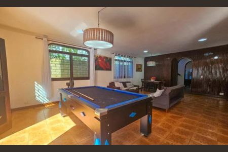 Casa para alugar com 300m², 6 quartos e 6 vagas Casa para alugar com 300m², 6 quartos e 6 vagasSala