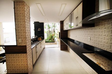 Casa à venda com 247m², 4 quartos e 5 vagasÁrea gourmet