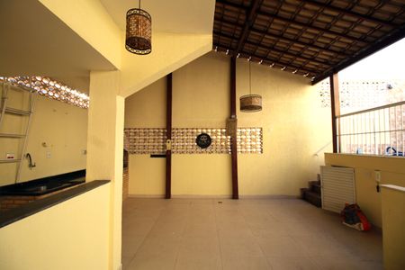 Casa à venda com 247m², 4 quartos e 5 vagasÁrea gourmet 2