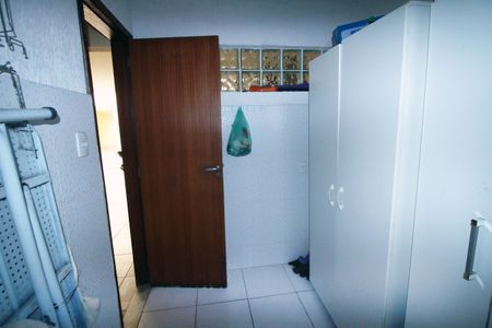 Casa à venda com 247m², 4 quartos e 5 vagasLavanderia