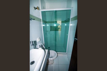 Casa à venda com 247m², 4 quartos e 5 vagasBanheiro de serviço