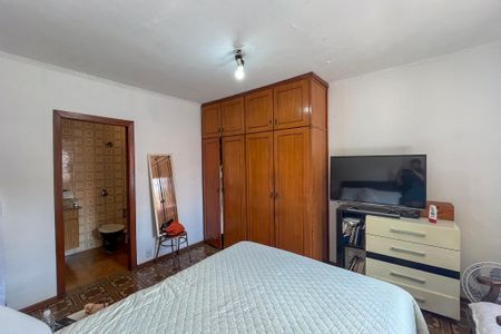 Casa à venda com 280m², 4 quartos e 3 vagasSuite 