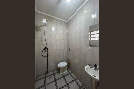 Casa à venda com 280m², 4 quartos e 3 vagasBanheiro 2