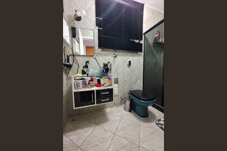 Apartamento à venda com 65m², 2 quartos e sem vagaBanheiro social